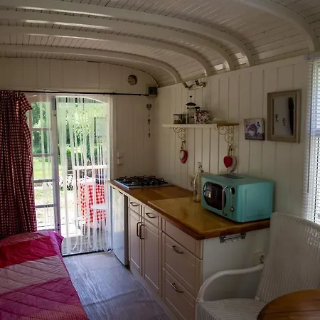 Casa di campagna Pipowagen Blagour Gelegen Aan Waterbron