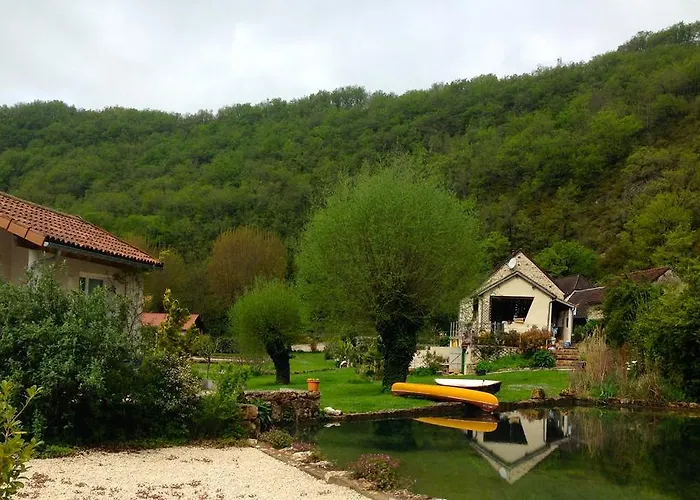 Country house Pipowagen Blagour Gelegen Aan Waterbron *