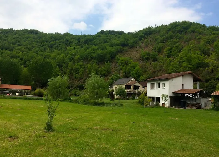 Pipowagen Blagour Gelegen Aan Waterbron Country house Lachapelle-Auzac